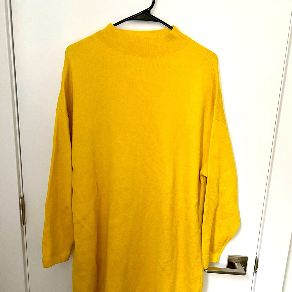 Ann Taylor Yellow Oversized Mock Neck Sweater